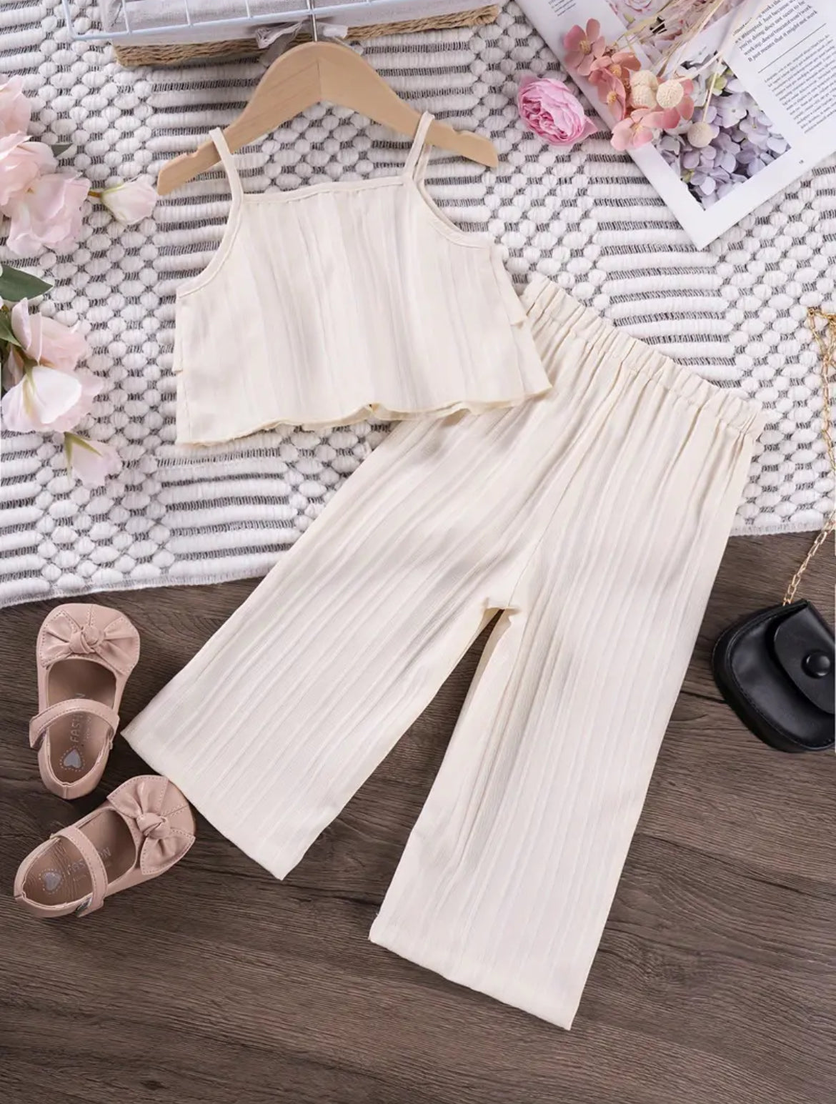 2pcs Baby's Solid Color Textured Cami Top + Casual Wide Leg Pants
