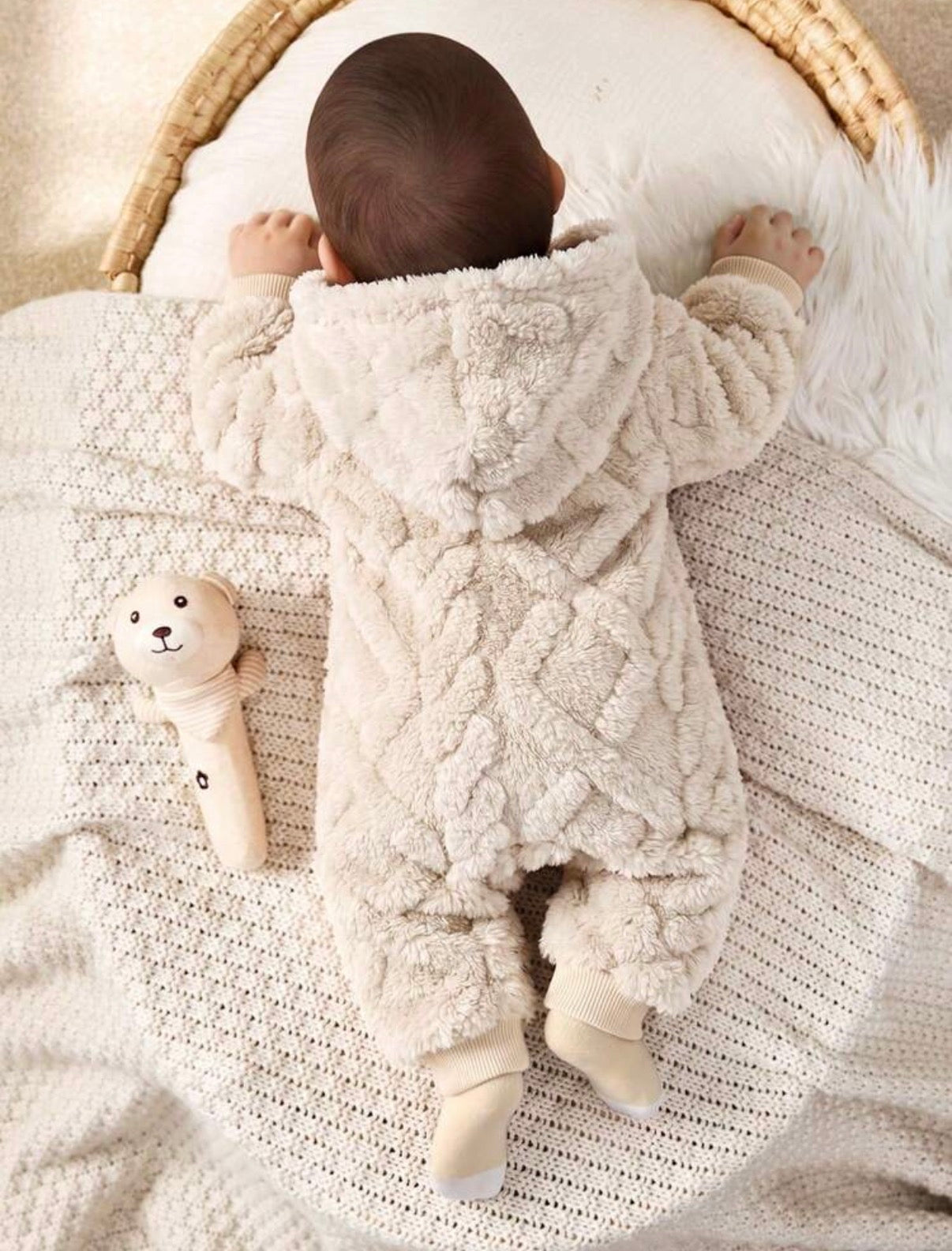Baby Girl/Boy Cartoon Bear Pattern Thermal Lined Thick Hooded Long Sleeve Autumn Winter Jumpsuit