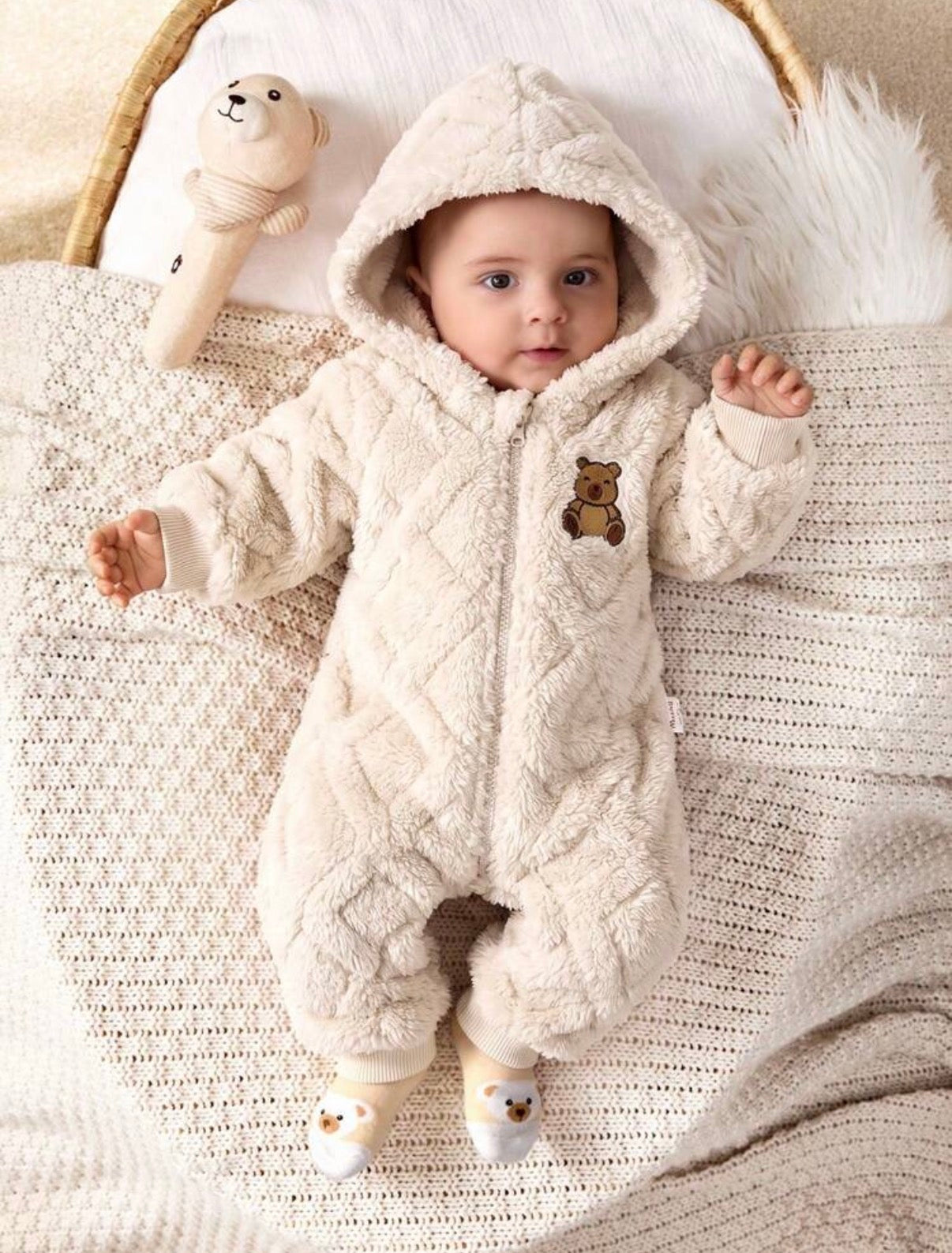 Baby Girl/Boy Cartoon Bear Pattern Thermal Lined Thick Hooded Long Sleeve Autumn Winter Jumpsuit