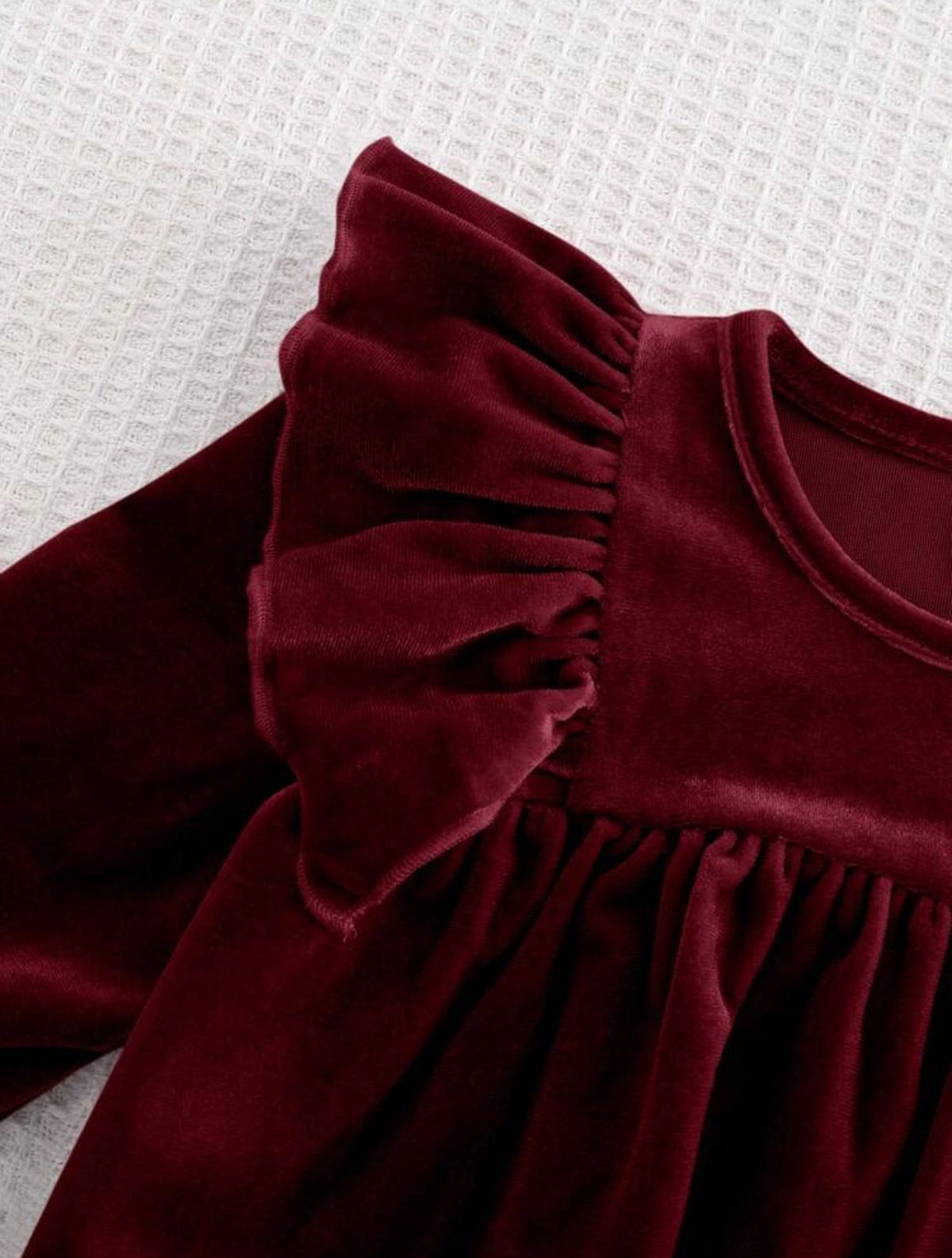 Round Neck Ruffle Hem Cinched Waist Long Sleeve Dress Burgundy.   (Delivery By Oct 10)