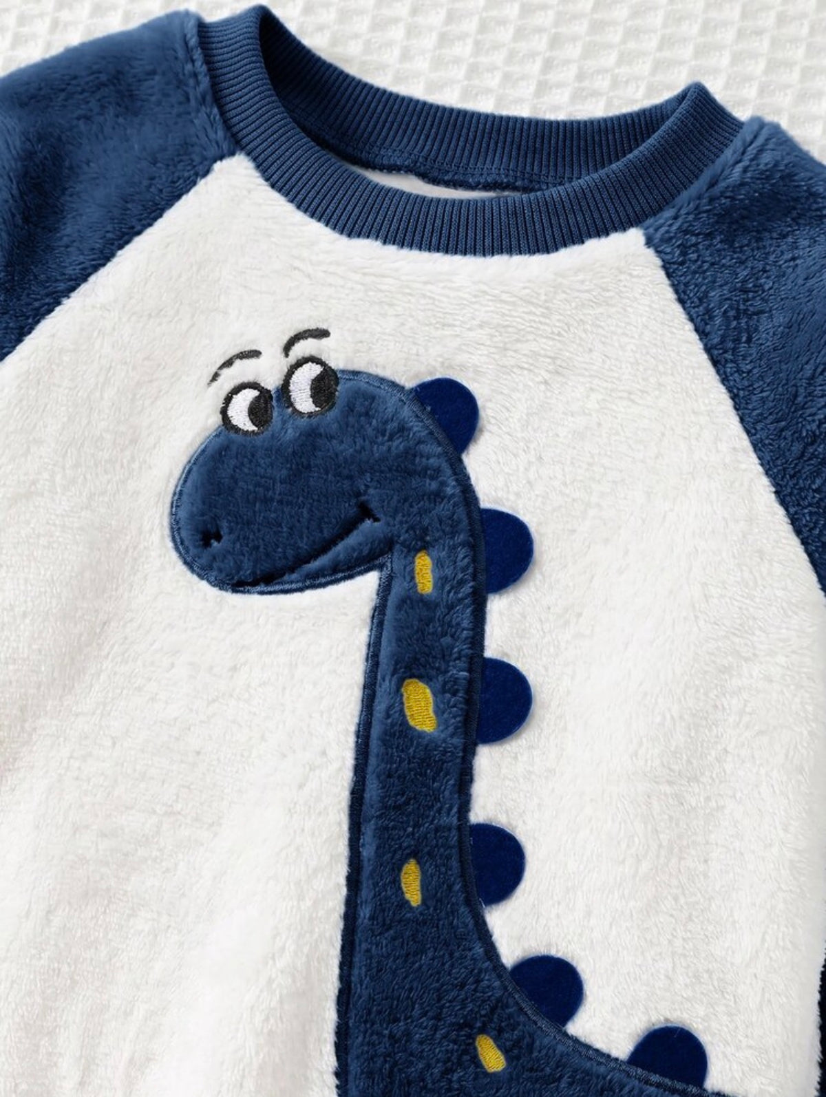 Baby Boy Cartoon Animal
Pattern Fleece Lined Thick Crew Neck Long Sleeve Pullover Sweatshirt And Elastic Waist Long Winter Pants 2 Pieces Set.
