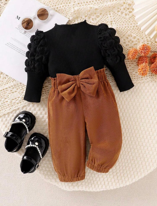 2pc Girl Black Puff Sleeve Top With Mid-High Collar And Bow Decoration Elastic Cuffed Pants Set.