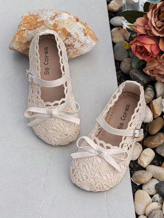 Comfortable And Breathable Lace Canvas Flat Shoes.