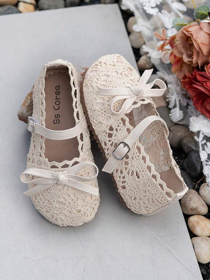Comfortable And Breathable Lace Canvas Flat Shoes.