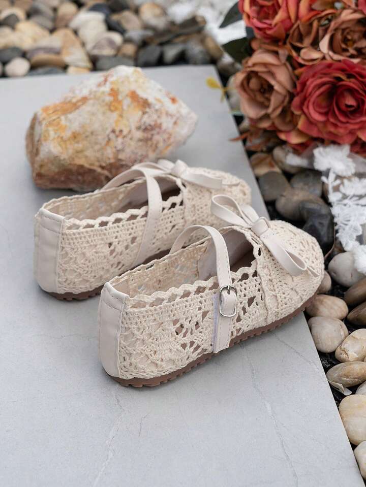 Comfortable And Breathable Lace Canvas Flat Shoes.
