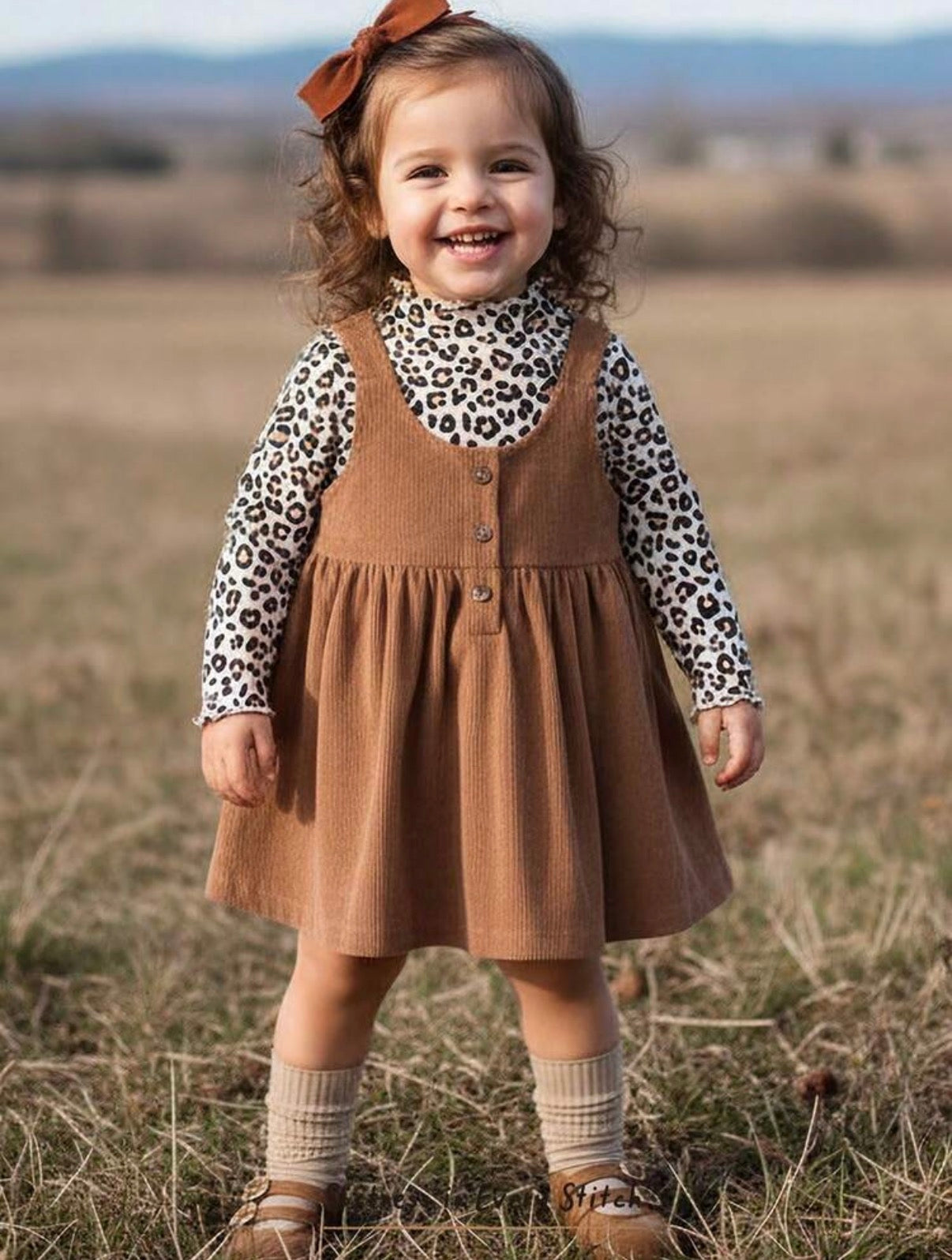2pcs Baby Girl Leopard Print Long Sleeve Ruffle Hem Sweatshirt And Bib Overall Dress Set.