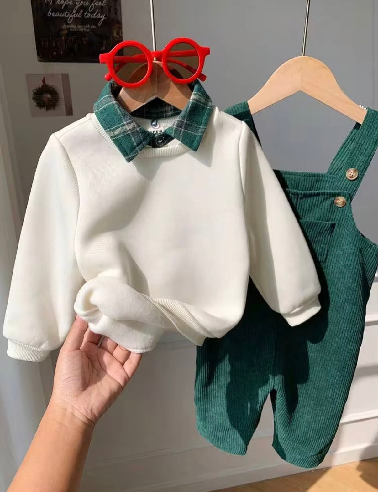 Boy Fall And Winter Clothes Outfit Set, 2pcs/Set Thermal Lined Thickened Apricot Sweatshirt Knit Top And Green Corduroy Plaid Overalls Jumpsuit Set (Delivery by 10th August)