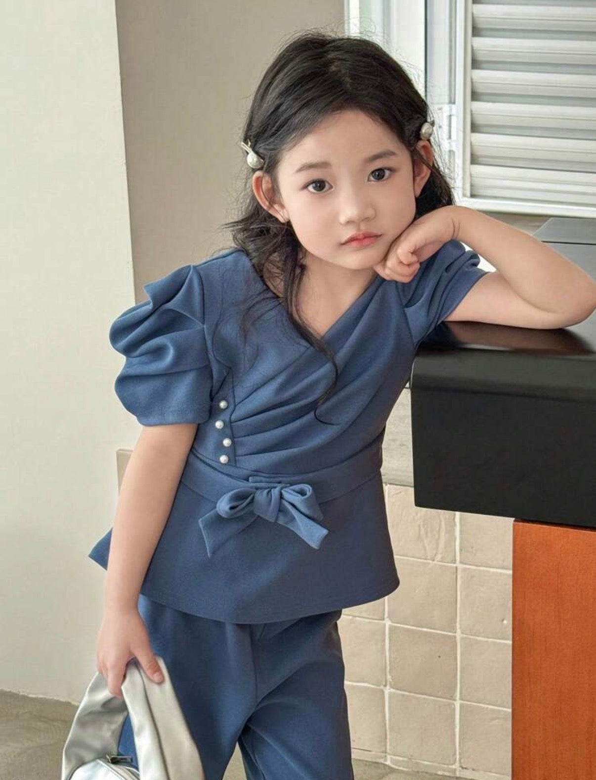Girl Puff Sleeve 2Pc Outfit.