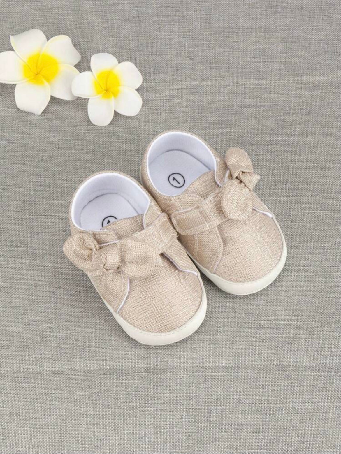 Baby Girl Flat Shoes With Bow