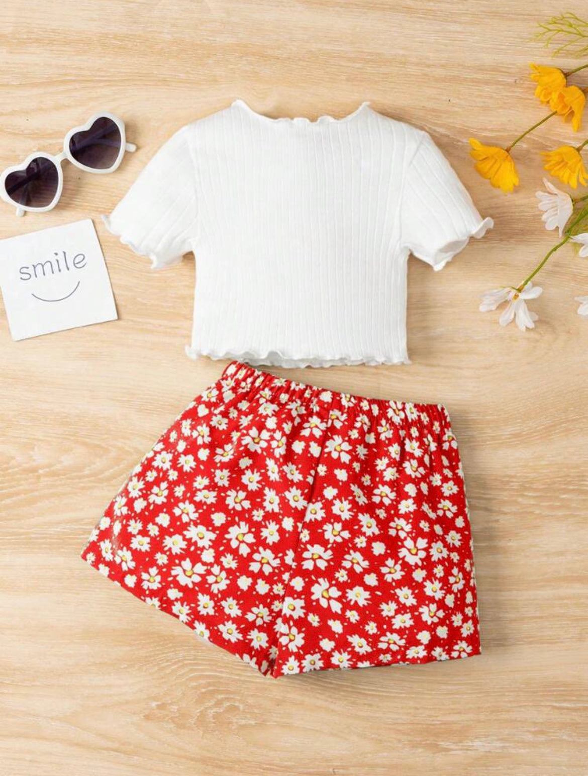 Baby Girl Lettuce Trim Tee & Floral Print Shorts