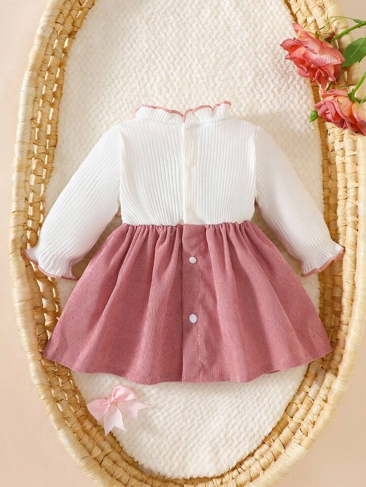Baby Girl White Long Sleeved Lace Collar Patchwork Pink Bow Dress Autumn And Winter.